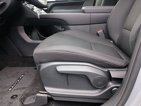 New 2026 Hyundai Santa Fe SE image 18