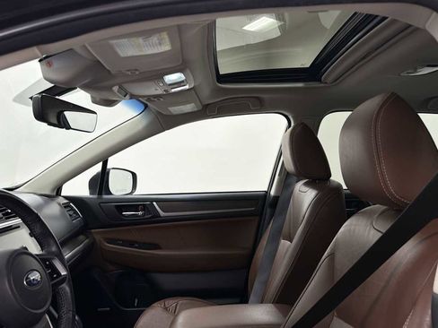 Used 2019 Subaru Outback 2.5i Touring w/ Popular Package #3A AWD/4WD image 24