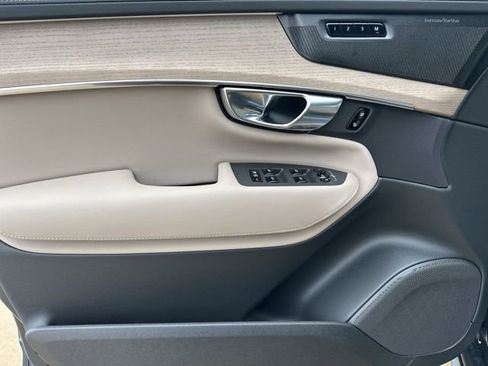 New 2026 Volvo XC90 B5 Plus w/ Protection Package Premier image 12