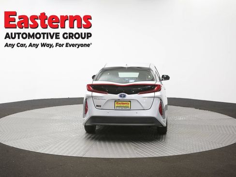Used 2018 Toyota Prius Prime Advanced FWD image 34