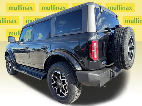 New 2025 Ford Bronco Outer Banks image 4