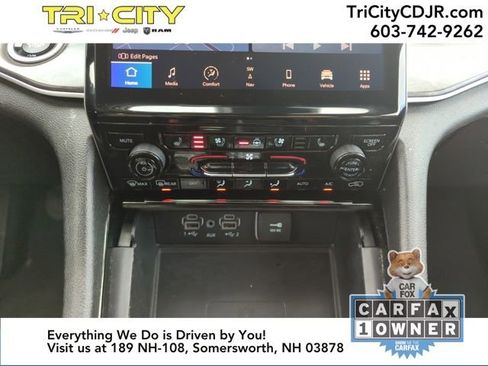 Used 2023 Jeep Grand Cherokee Limited w/ Luxury Tech Group II image 30