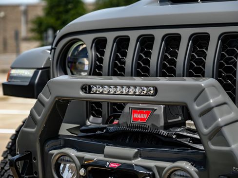 Used 2023 Jeep Wrangler Unlimited Rubicon 392 w/ Xtreme Recon 35" Tire Package AWD/4WD image 34