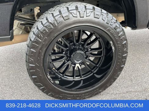 Certified 2024 Ford F250 Lariat w/ Black Appearance Package image 7