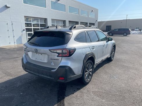 Used 2024 Subaru Outback Onyx Edition image 7