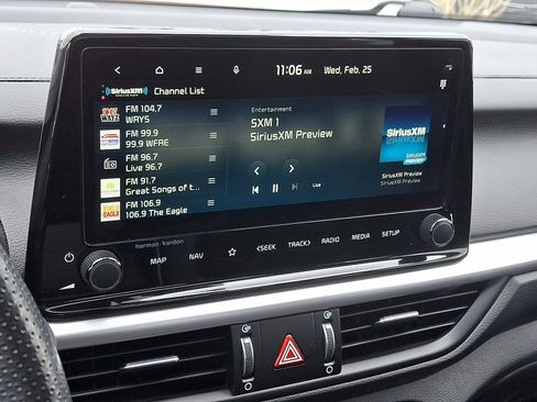 Used 2023 Kia Forte GT-Line w/ GT-Line Premium Package image 18