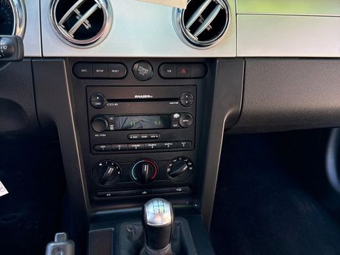 Used 2006 Ford Mustang GT image 16