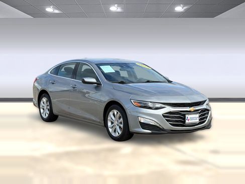 Used 2025 Chevrolet Malibu LT image 7