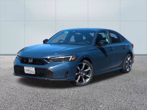 Used 2025 Honda Civic Sport Touring image 1