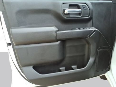 Used 2023 Chevrolet Silverado 1500 Custom RWD image 10