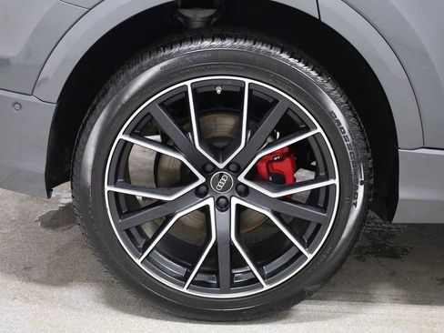 Used 2023 Audi Q8 Premium Plus w/ Premium Plus Package image 36