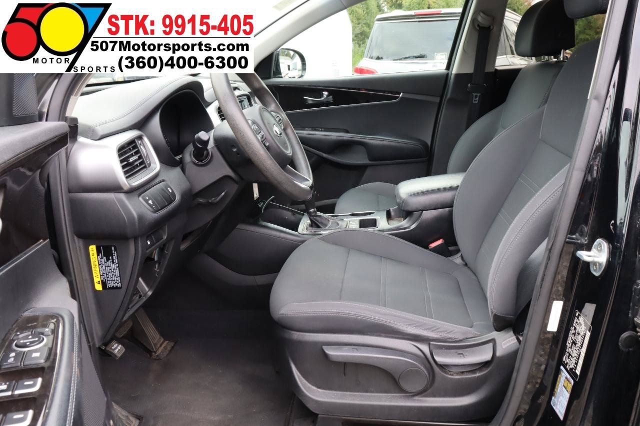 Used 2017 Kia Sorento AWD image 7