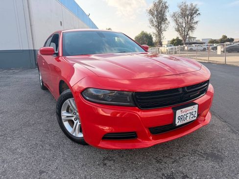 Used 2022 Dodge Charger SXT RWD image 4