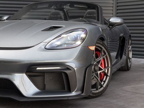Certified 2024 Porsche 718 Boxster Spyder RS RWD image 41