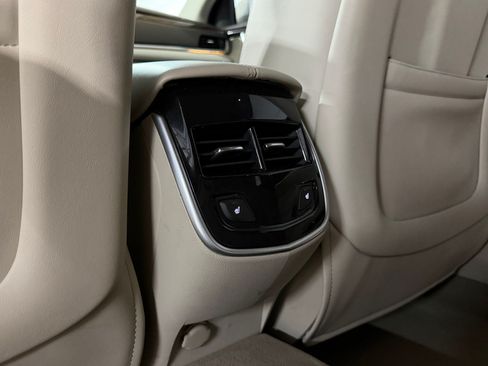 Used 2016 Cadillac XTS Luxury w/ Driver Awareness Package FWD image 43