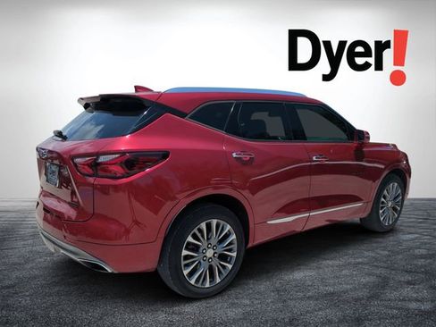 Used 2019 Chevrolet Blazer Premier w/ Driver Confidence II Package FWD image 3
