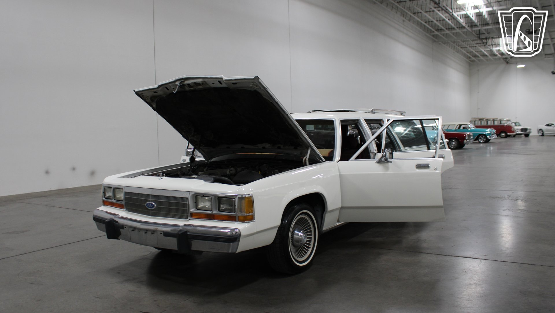 Used 1988 Ford LTD Country Squire RWD image 35
