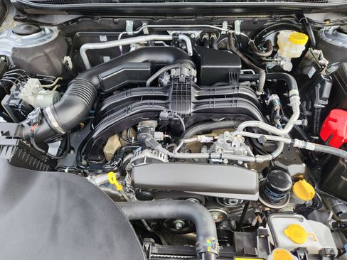 Used 2021 Subaru Outback Premium image 27