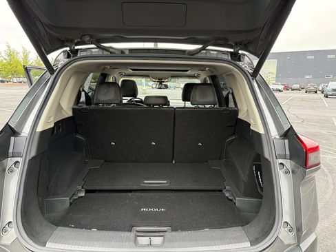 Used 2021 Nissan Rogue Platinum AWD/4WD image 12
