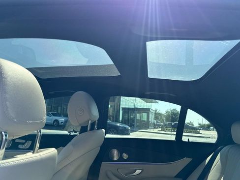 Used 2023 Mercedes-Benz E 350 Sedan image 11