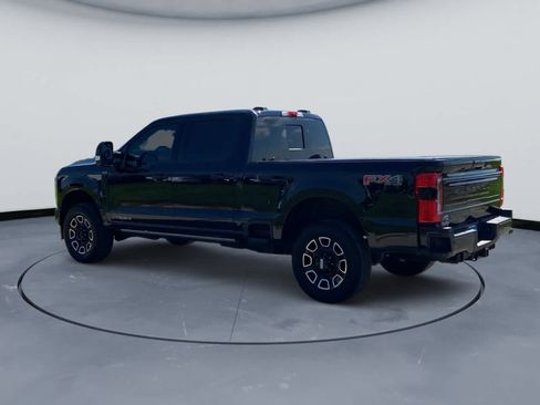 Used 2026 Ford F250 Platinum w/ FX4 Off-Road Package AWD/4WD image 3