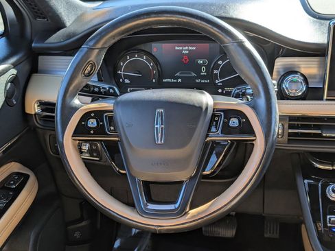 Used 2020 Lincoln Corsair Reserve w/ Equipment Group 201A image 16