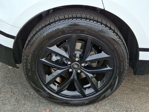 Used 2026 Land Rover Range Rover Velar Dynamic SE AWD/4WD image 12