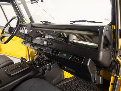 Used 1997 Land Rover Defender 90 image 58