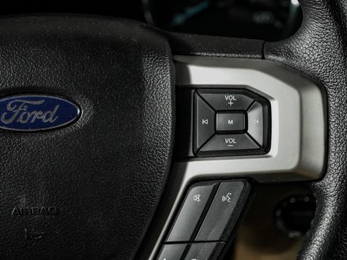 Used 2015 Ford F150 Lariat AWD/4WD image 18