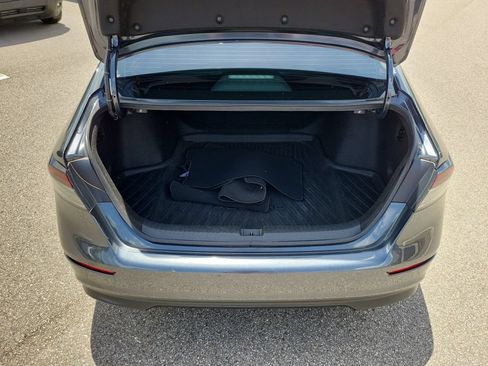 Used 2023 Honda Accord EX image 9