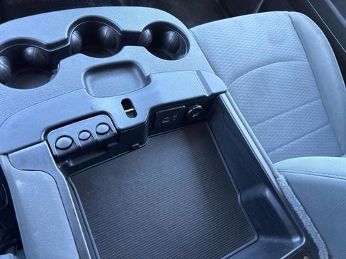 Used 2016 RAM 1500 Tradesman w/ Popular Equipment Group AWD/4WD image 16
