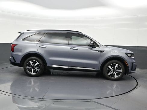 Used 2023 Kia Sorento S FWD image 7