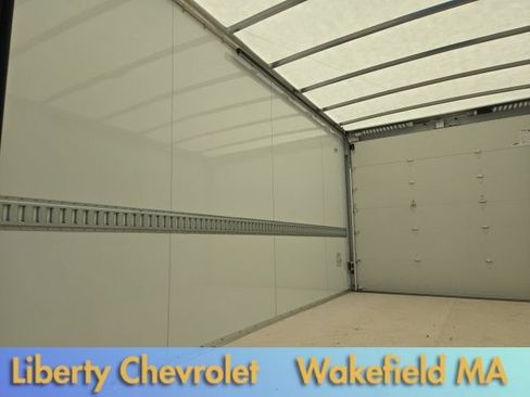 Used 2024 Chevrolet Express 4500 w/ Power Convenience Package RWD image 15