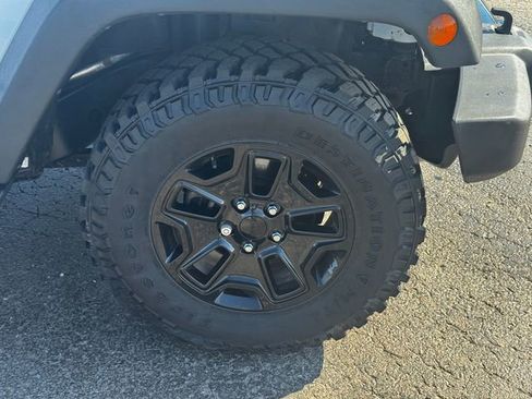 Certified 2018 Jeep Wrangler Unlimited Sport image 9