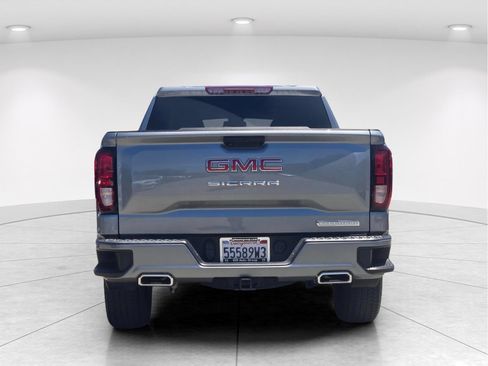 Used 2023 GMC Sierra 1500 Elevation w/ X31 Off-Road Package AWD/4WD image 4