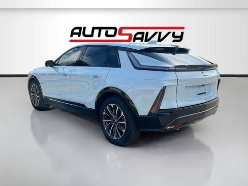Used 2025 Cadillac Lyriq Sport RWD image 5