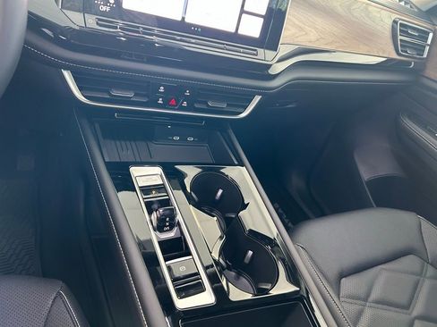 New 2026 Volkswagen Atlas SE FWD image 57