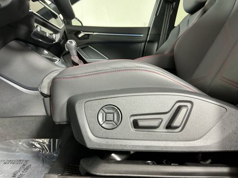 Used 2025 Audi Q3 2.0T Premium Plus w/ Premium Plus Package image 19