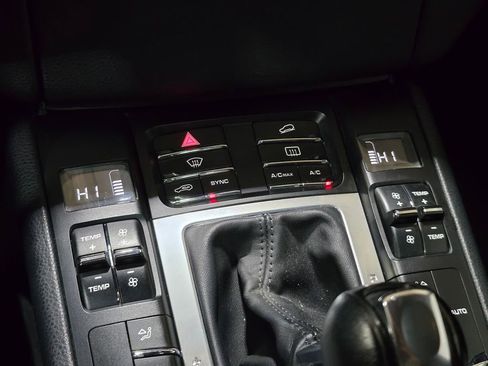 Used 2016 Porsche Macan S image 14