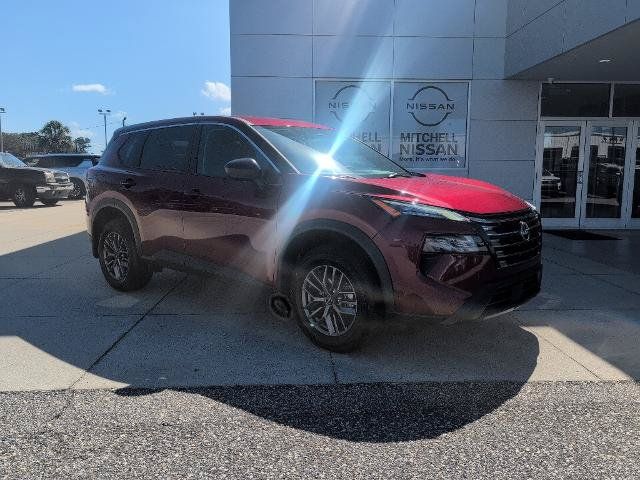 Certified 2025 Nissan Rogue S AWD/4WD image 1