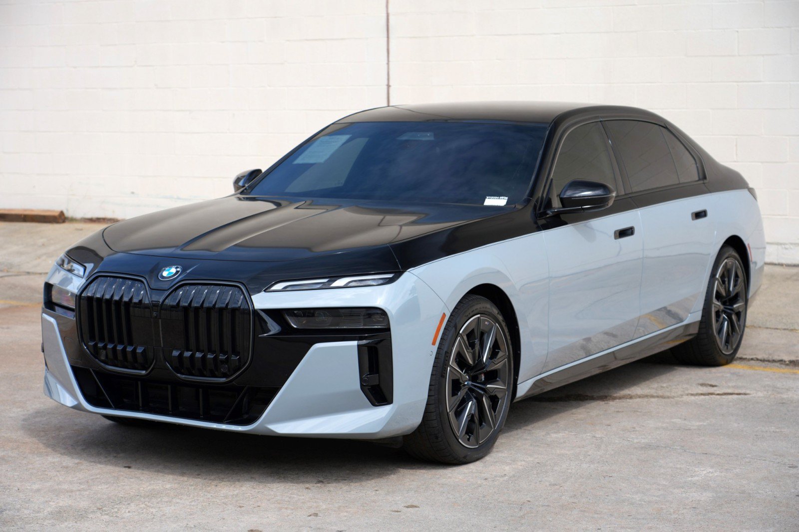 Used 2025 BMW 740i RWD image 59