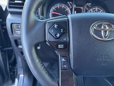 Used 2024 Toyota 4Runner TRD Off-Road image 15