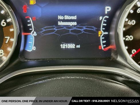 Used 2018 Jeep Compass Latitude w/ Popular Equipment Group AWD/4WD image 12