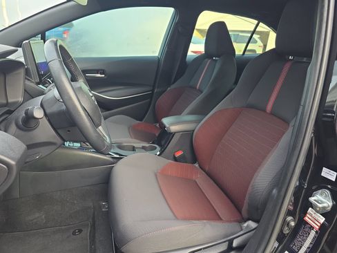 Used 2024 Toyota Corolla SE FWD image 12