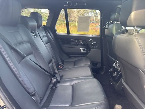 Used 2020 Land Rover Range Rover HSE image 23