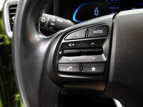 Used 2024 Hyundai Venue SEL FWD image 26