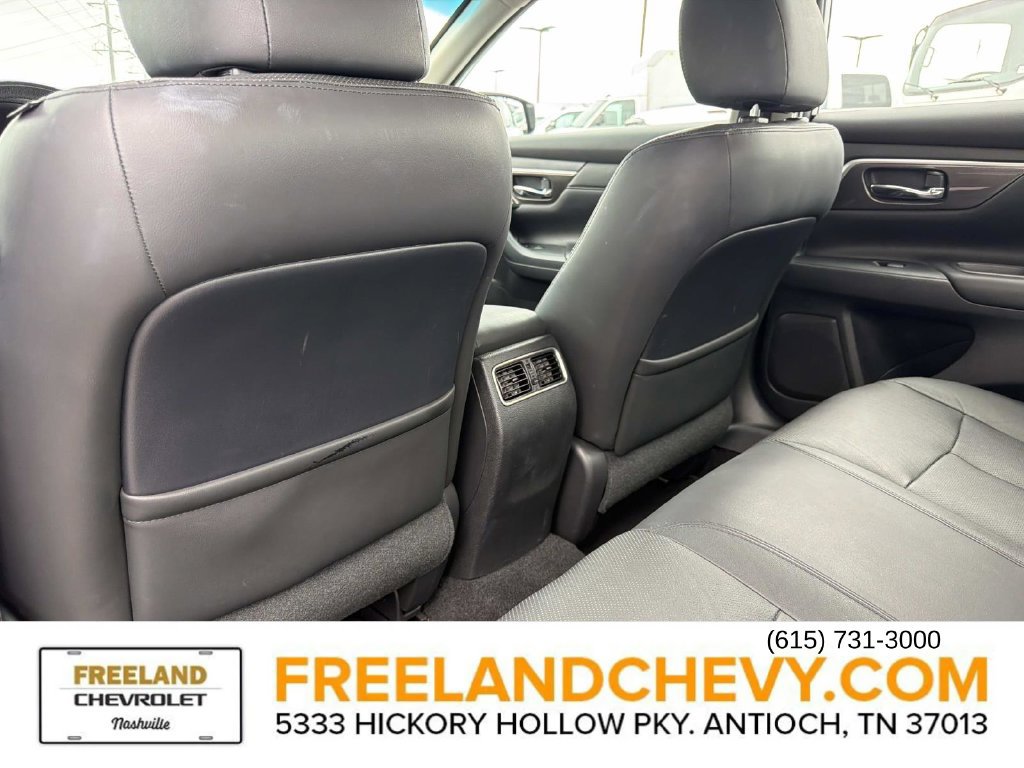 Used 2014 Nissan Altima 2.5 SL w/ Technology Package FWD image 19