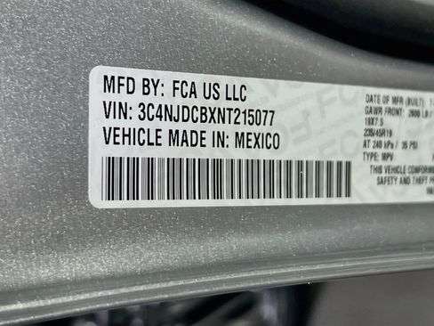 Used 2022 Jeep Compass Limited w/ Elite Group AWD/4WD image 30