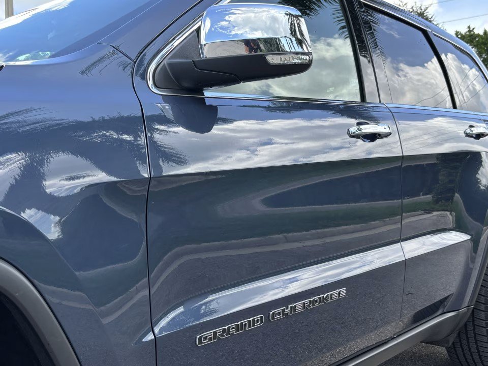 Used 2021 Jeep Grand Cherokee Limited RWD image 16