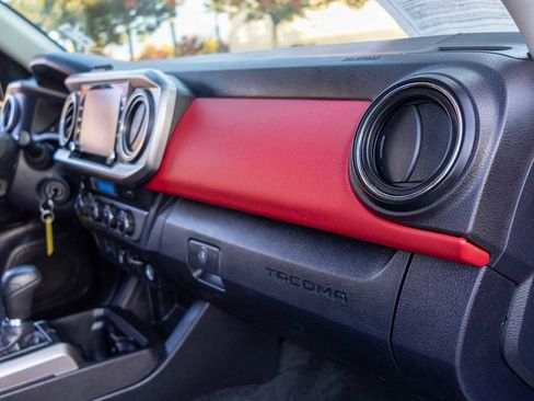 Used 2021 Toyota Tacoma SR5 image 28